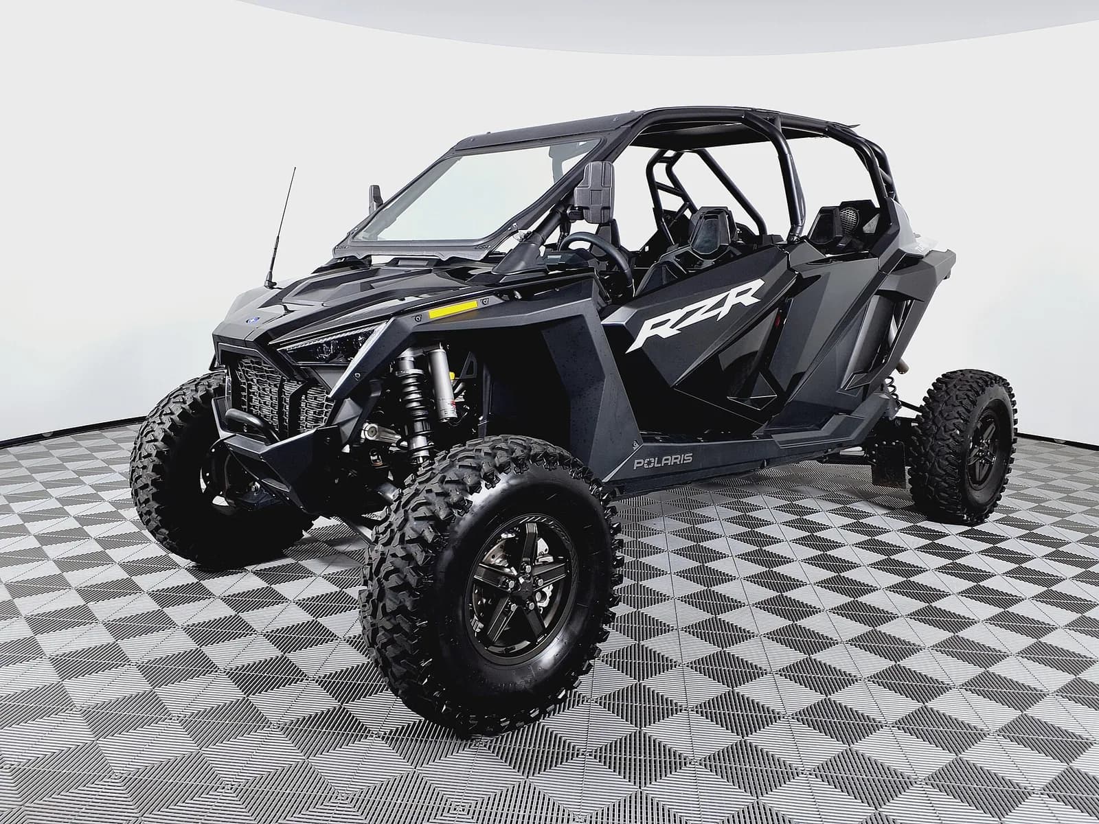 2025 Can-Am Maverick R X RS